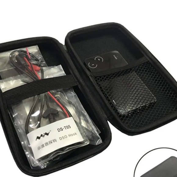 Tablet or e-reader bag and essential carrying bag - Picture 4 of 4